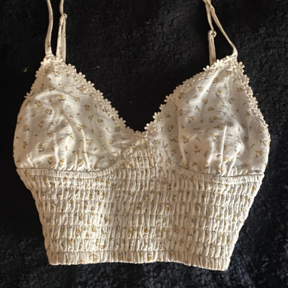 LA Hearts Floral Cream Crop Top